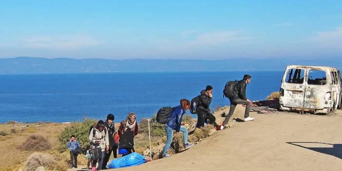 Yeni hükümet kurulana kadar Afganları ülkeye sokmayın!