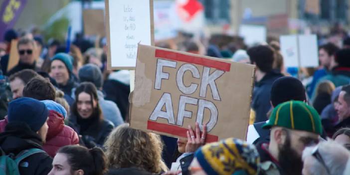AfD yasaklanacak mı: Federal Anayasayı Koruma Dairesi yeni değerlendirmesini yaptı