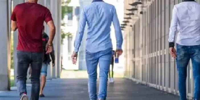 Almanya'nın Afganistan'a göndereceği Afganlardan 3'ü kaçtı