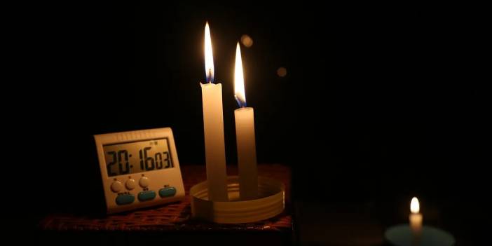 Sabotaj iddiası: Berlin'de on binlerce kişi elektriksiz kaldı