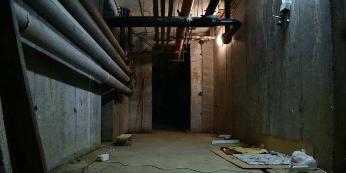 Apartmanda kimyasal depo kaza sonrası ortaya çıktı... 6 kişi hastaneye kaldırıldı
