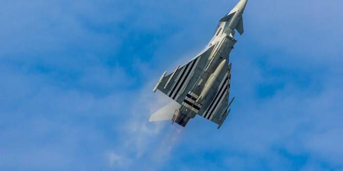 Bundeswehr filosuna 20 yeni Eurofighter savaş uçağı geliyor