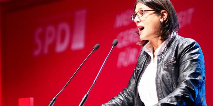 SPD'li Midyatlı AfD iktidara gelirse sınır dışı edilmekten korkuyor