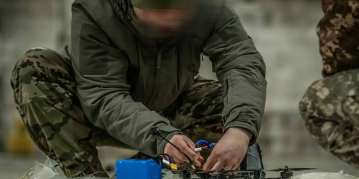 Kartel üyeleri, Ukrayna’da insansız hava aracı savaşı eğitimi alıyor