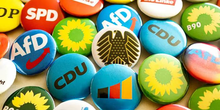 Merz'e karşı yürüyüşe SPD de katıldı, hükümet içinde kriz çıktı