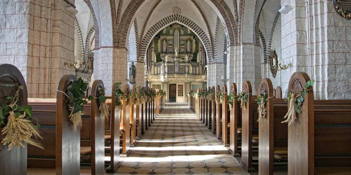 Almanya'da Noel gecesi kiliseyi soydular