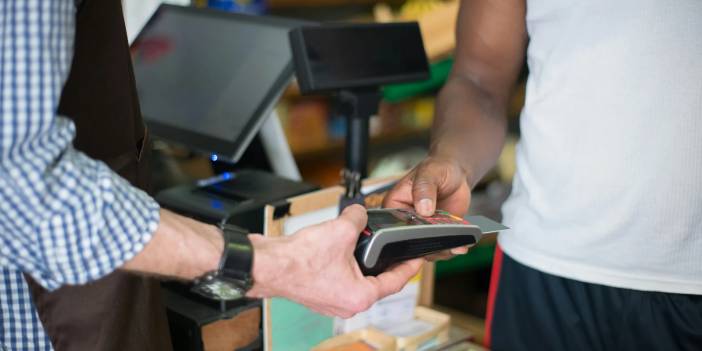 Süpermarketlerde yeni dönem: Sohbet kasalarıyla yavaş ama sıcak alışveriş