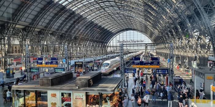 Deutsche Bahn gaza bastı: Alman tren istasyonları için acil plan