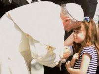 Papa, sapık rahipler için düğmeye bastı