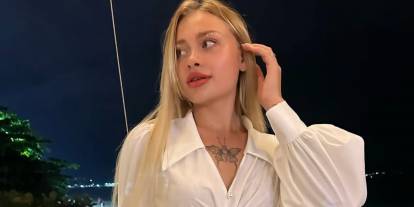 Ukraynalı model kırık bacak,kol ve omurga ile yol kenarında bulundu
