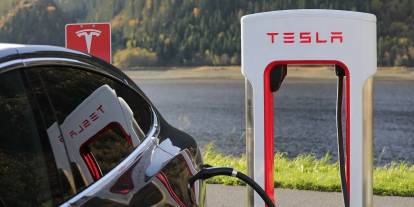 Tesla araçlarının kilometre sayaçları gizlice değiştirildi, Musk'a toplu dava açıldı