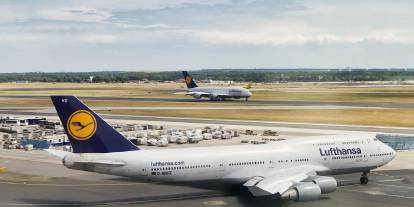 Lufthansa uçak içi ikramları kaldırdı