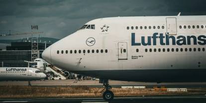 Lufthansa güvenlik gerekçesiyle birçok uçuşu iptal etti