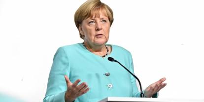 Eski Şansölye Merkel de İsrail'i savundu