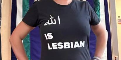 “Allah is lesbian” tişörtü giyen feminist gözaltına alındı