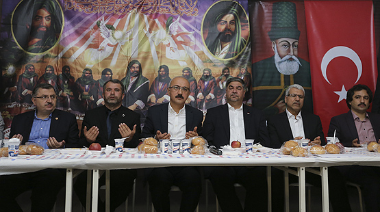 Hacı Bayram Veli Camii'nde Muharrem iftarı