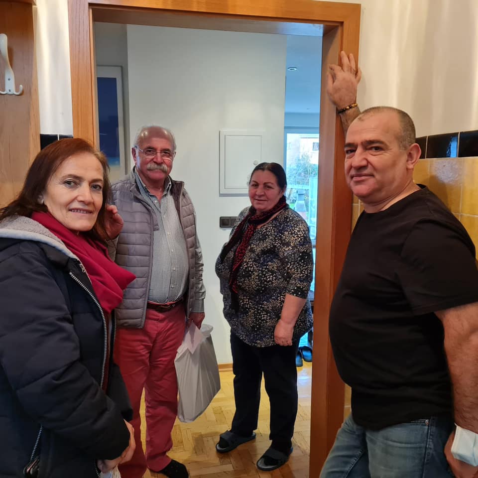 bahri-abilere-hasret-gultekinin-dayisina-ziyaret.jpg