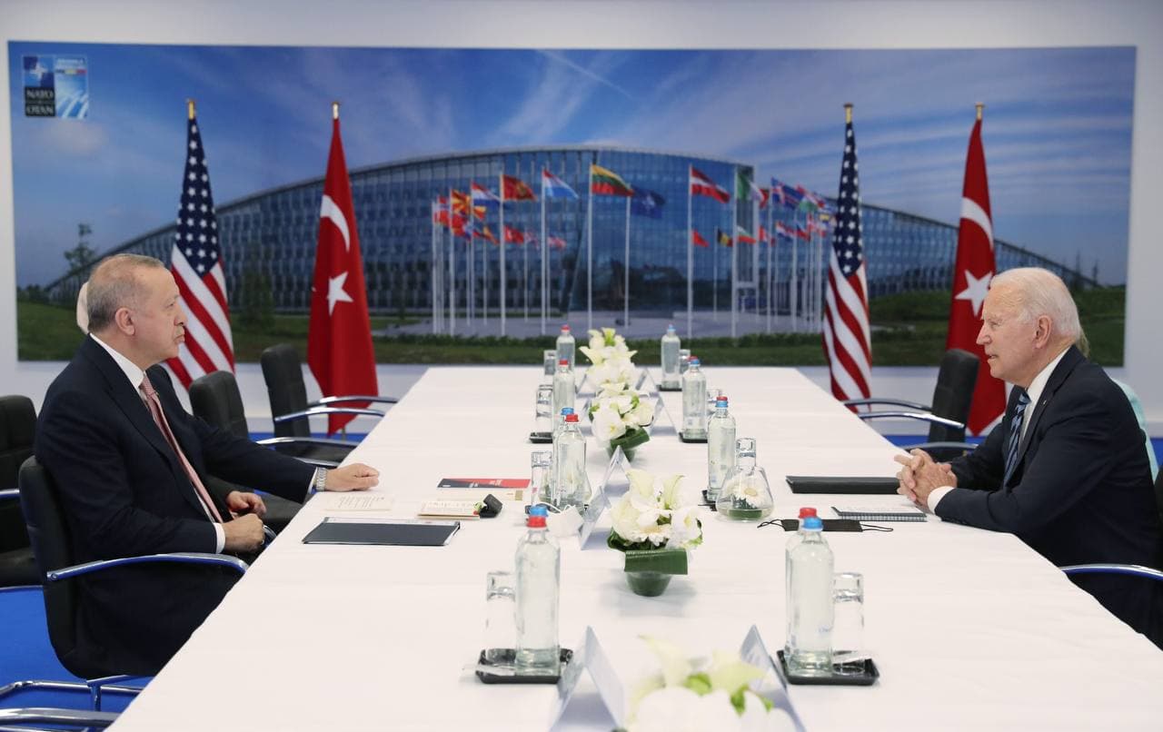 dikkat-ceken-foto.jpg