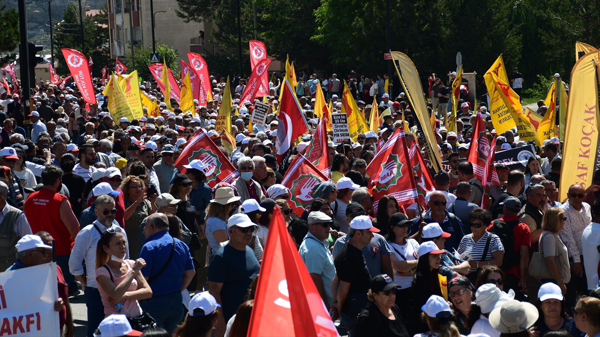 aa-20220702-28316490-28316480-sivas-olaylarinda-hayatini-kaybedenler-anildi.jpg