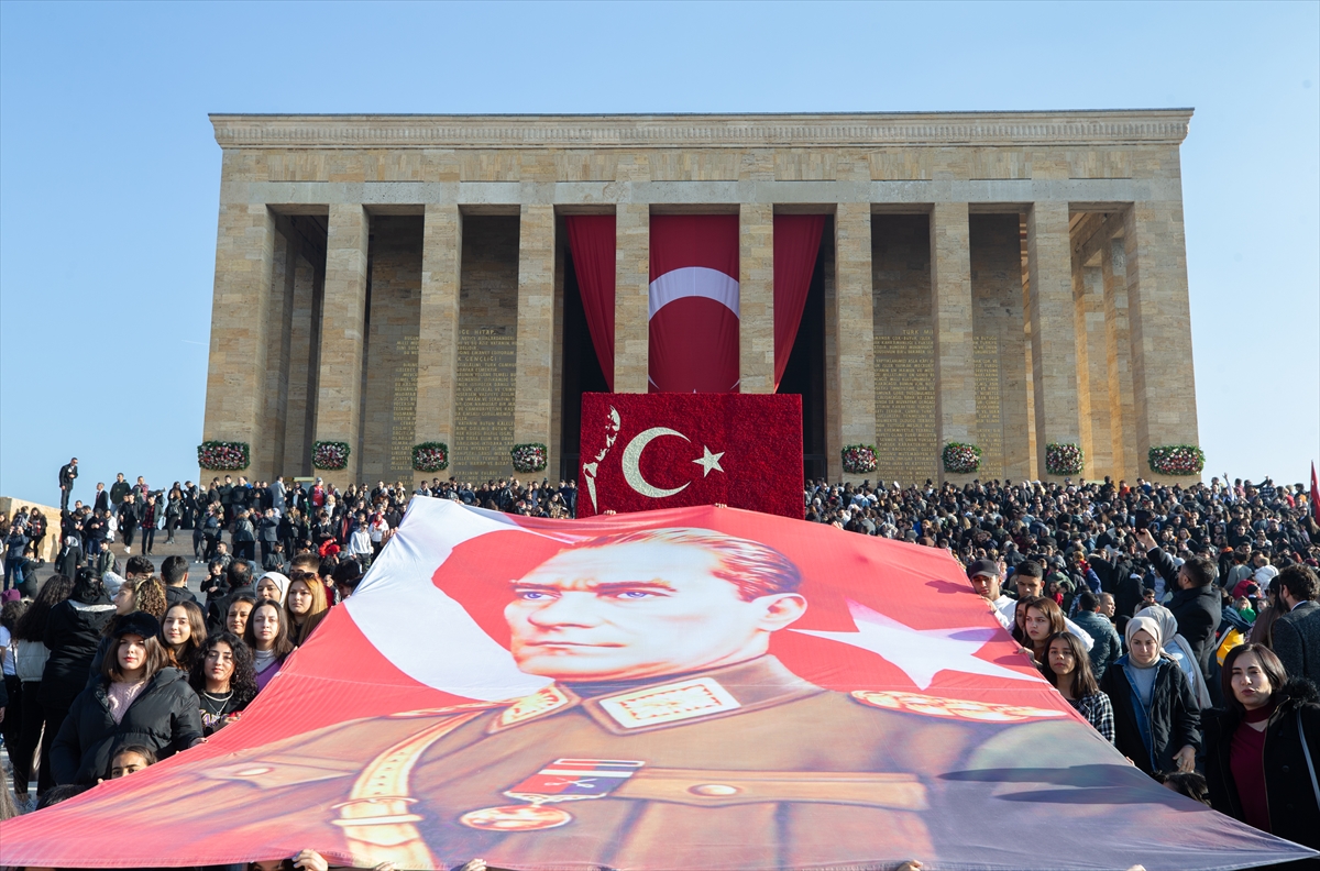 aa-20221110-29401408-29401396-buyuk-onder-ataturku-aniyoruz.jpg