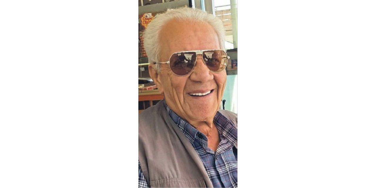 fittosize-1200-0-58bab04337bbfd691074455f3dc3156b-oguz-halil-mit-sonnenbrille.jpeg