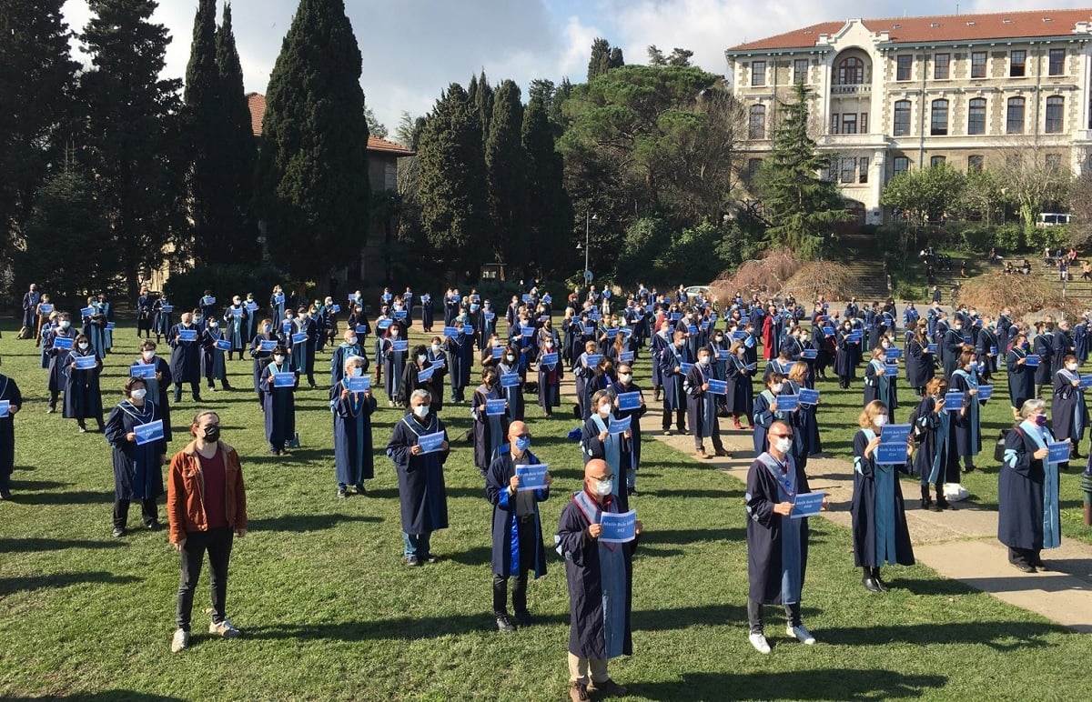 bogazicili-akademisyenler-direnis-5subat2021.jpg