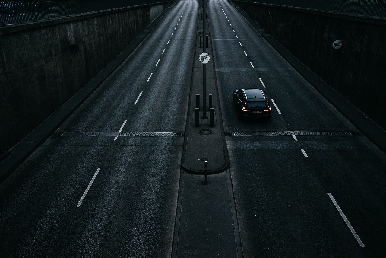 road-6654573-1280-1.jpg
