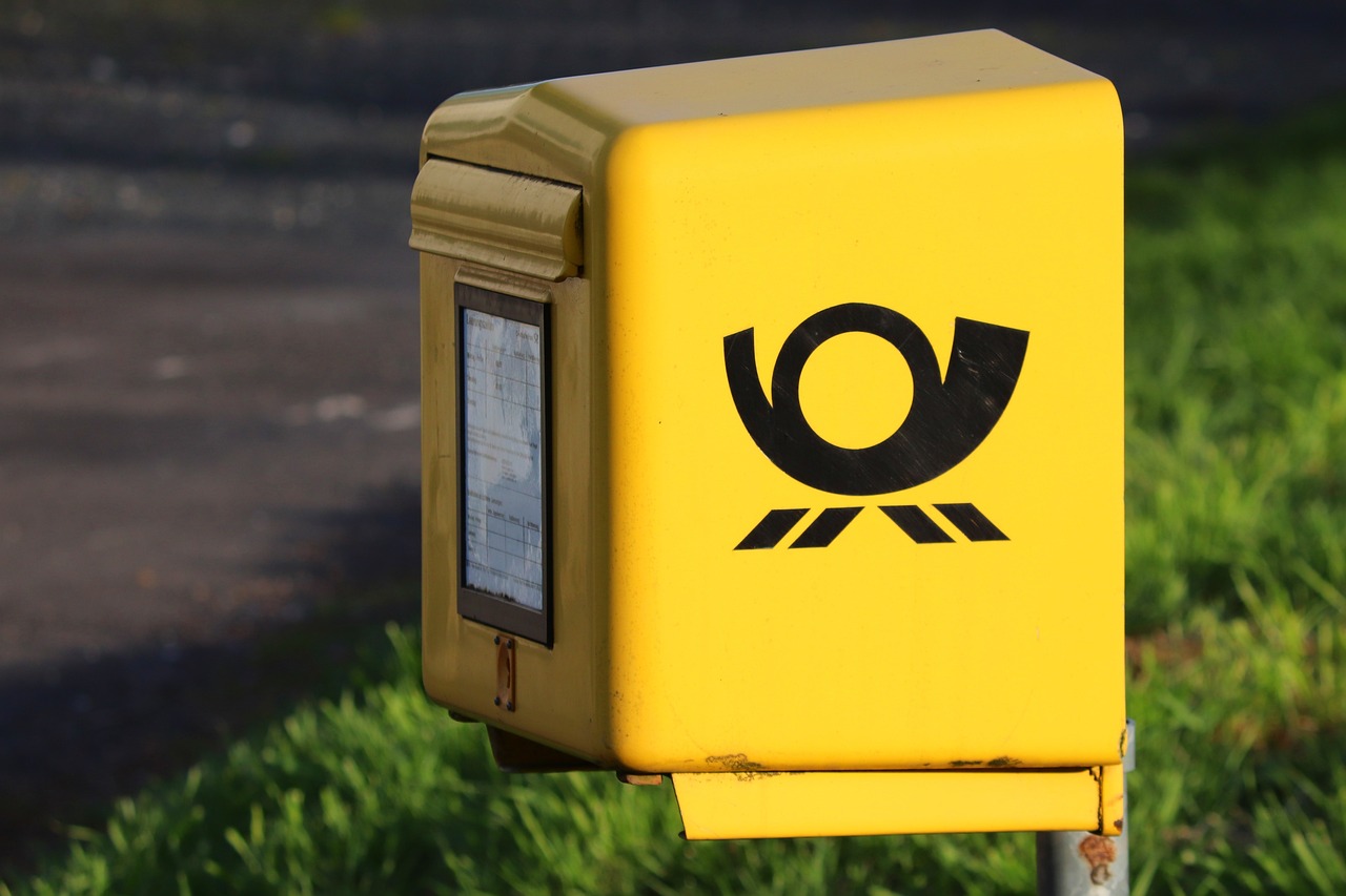 letter-box-7126374-1280.jpg