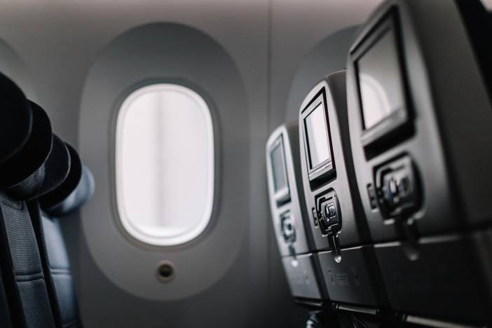 plane-6511877-1280-2.jpg