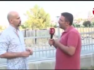 Beyaz TV muhabiri Atalay Demirci'nin yüzüne tükürdü